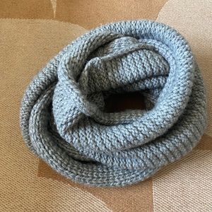 Club Monaco Wool Knit Muffler